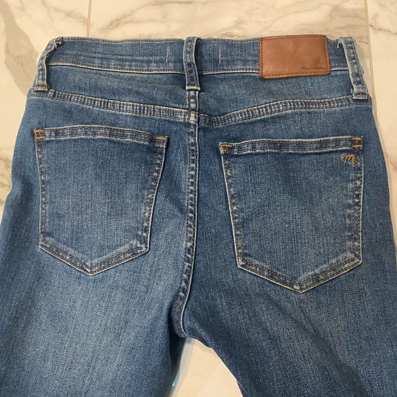 EUC Madewell 9” Midrise Skinny Jeans, medium blue wash, 24” waist, XS 👖 - Picture 9 of 11